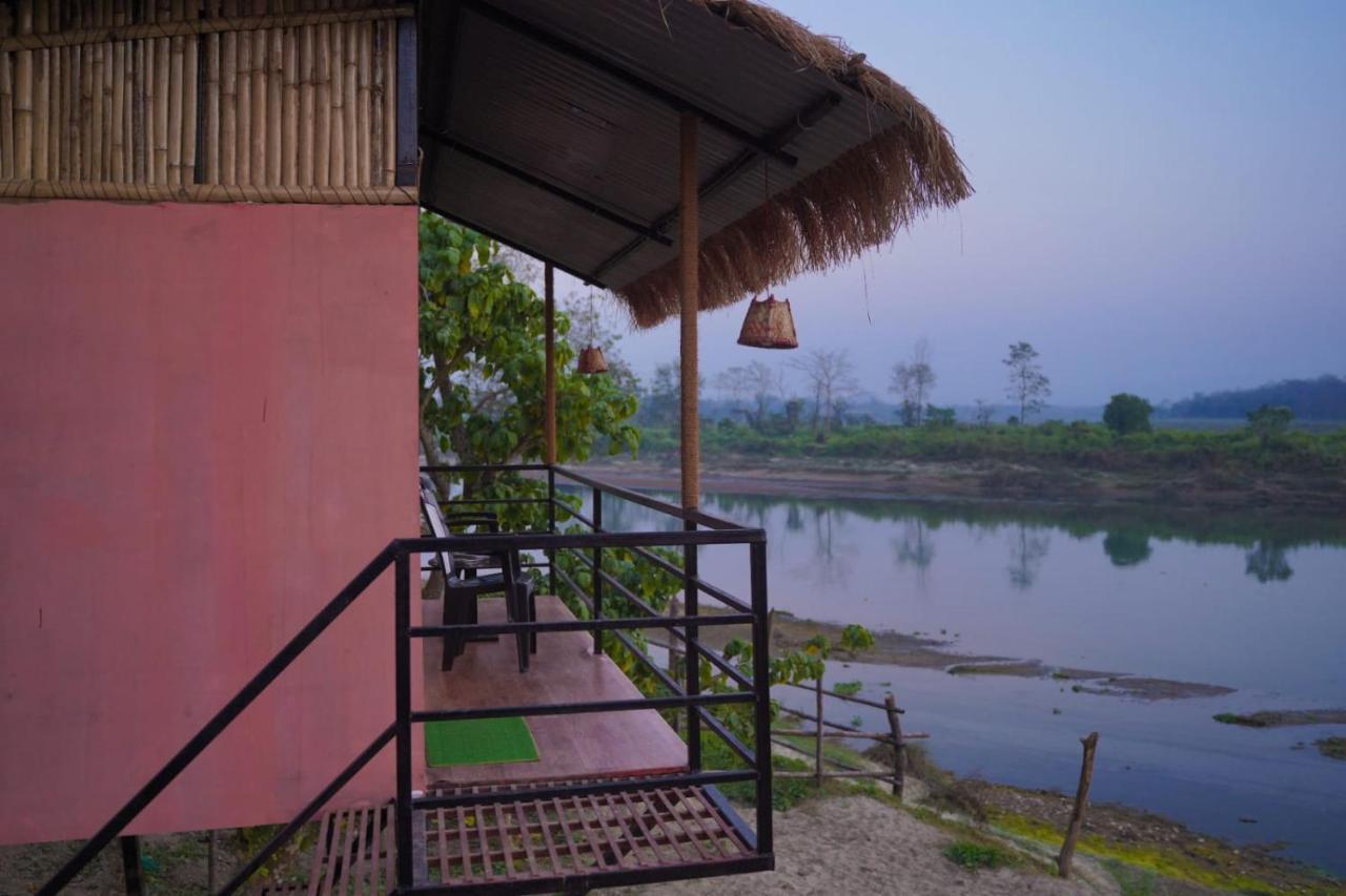 Bamby Chilling House - Feel The Nature Sauraha Zewnętrze zdjęcie