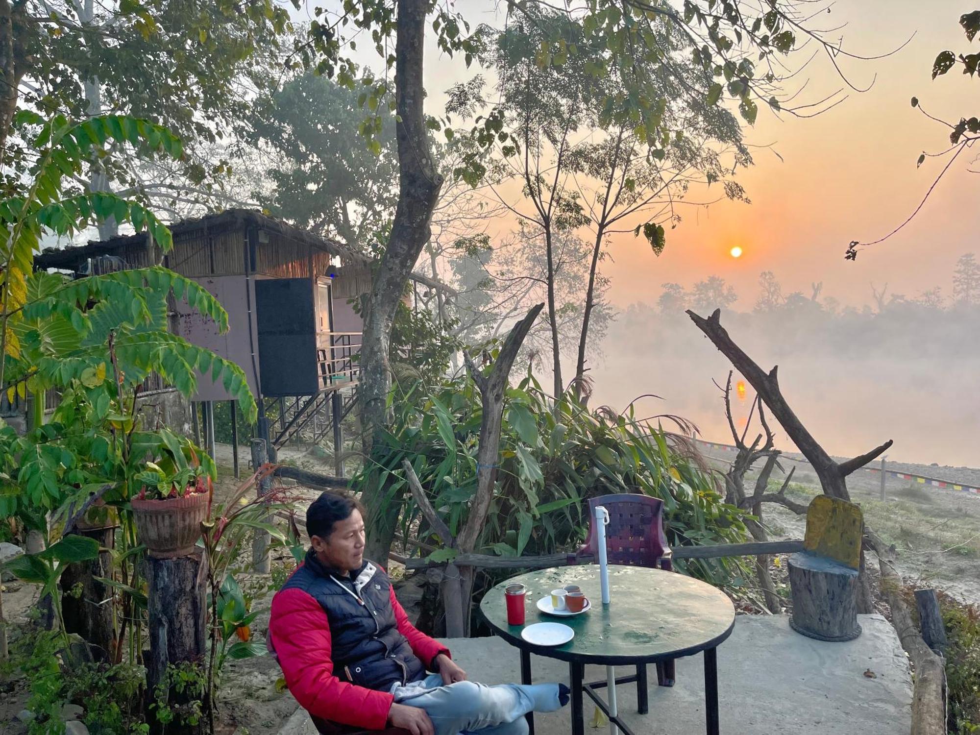 Bamby Chilling House - Feel The Nature Sauraha Zewnętrze zdjęcie