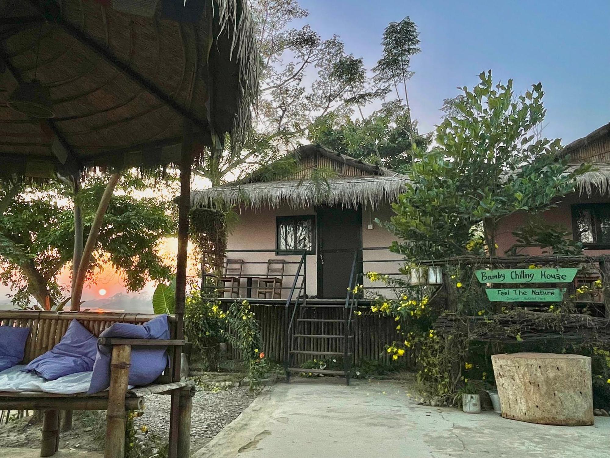 Bamby Chilling House - Feel The Nature Sauraha Zewnętrze zdjęcie